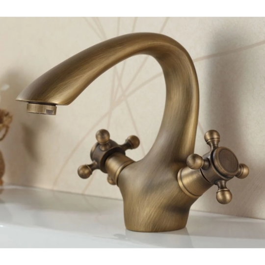Vòi Lavabo Kanly GCV07 Nóng Lạnh Bằng Đồng Cổ Điển