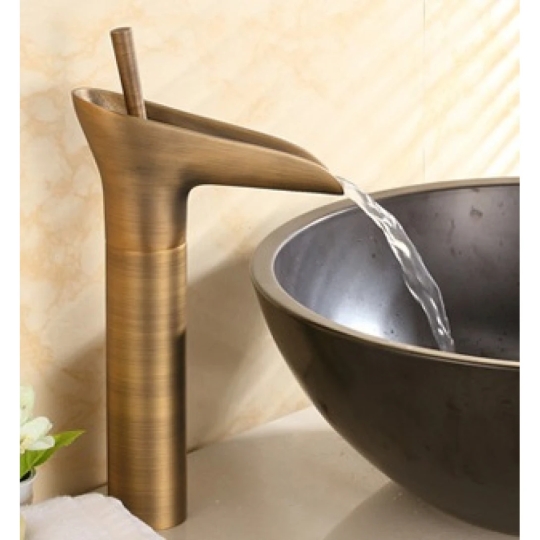 Vòi Lavabo Kanly GCA07 Nóng Lạnh Bằng Đồng Cổ Điển